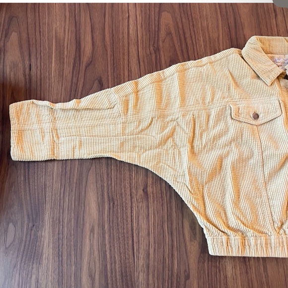 Band Of The Free yellow corduroy jacket, Sand
- size small - Picture 7 of 10